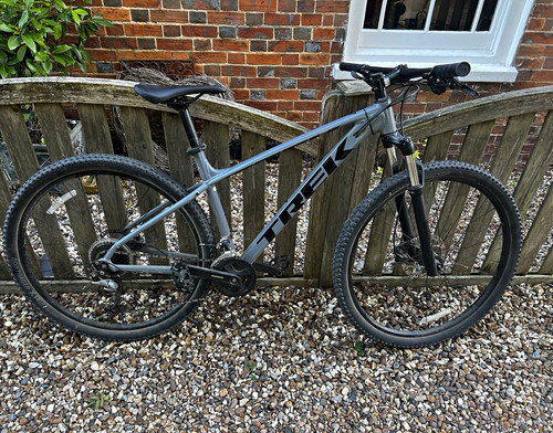 Trek marlin 29er mountain - trek,