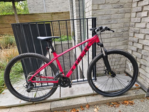 Trek marlin used once - marlin,
